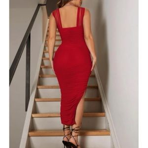 Full-Length Dress with Ruched Waist and Skirt Slit Red